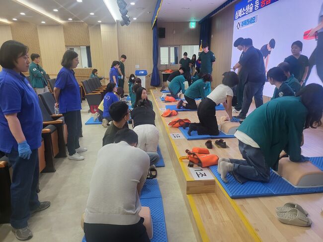 구미교육지원청, 교직원 대상 ‘심폐소생술 응급처치 교육’ 실시